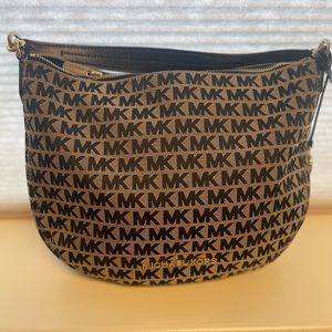 Michael Kors Medium Shoulder Bag